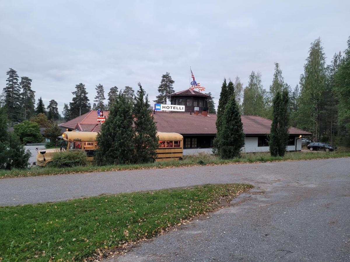 Hotel Salpakangas *